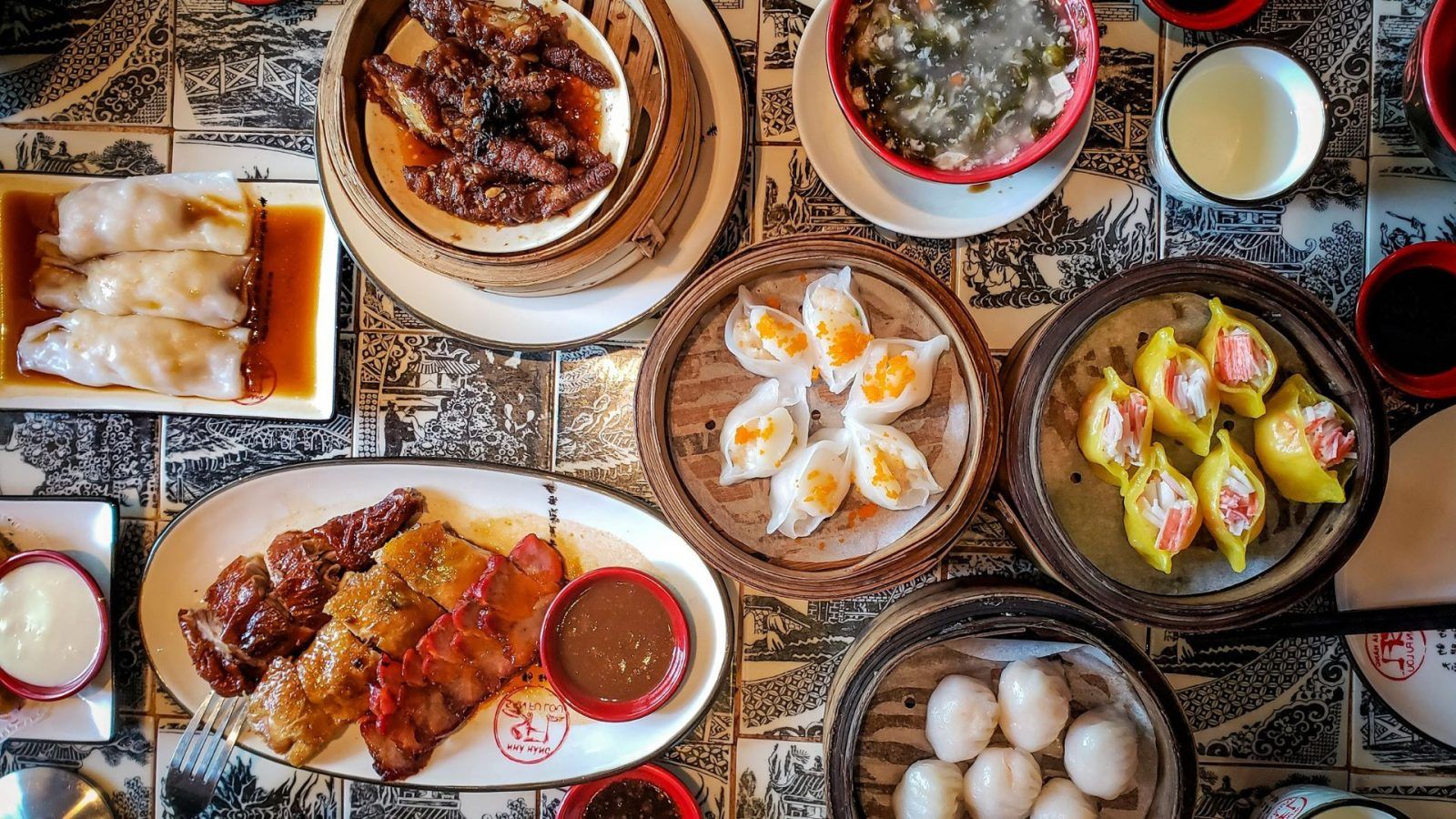 香港美食初体验：必尝经典美味指南